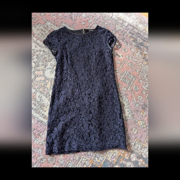 Club Monaco Navy Blue Lace Lined  Sheath Dress Leather Detail Gold Zip Size 6 - Picture 6 of 7